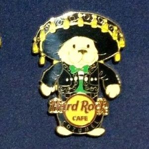 Hard Rock Pin Mariachi Bear Cozumel 2006 collector mens jewelry gift